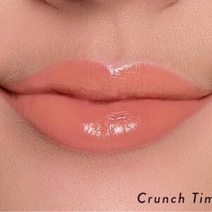 Crunch time lip oil Laura Geller